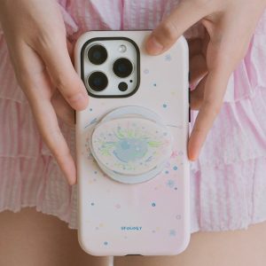 Hands holding the blush case with the clear holder mounted over the drawn eye