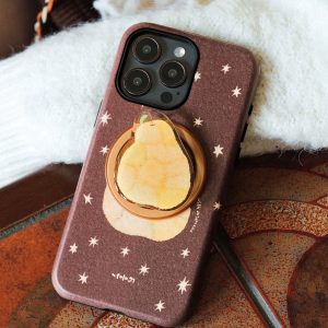Pear grip on the back of a brown case printed with small stars